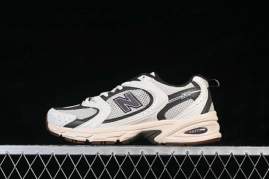 Picture of New Balance 530 _SKUfw21872894079009342fw